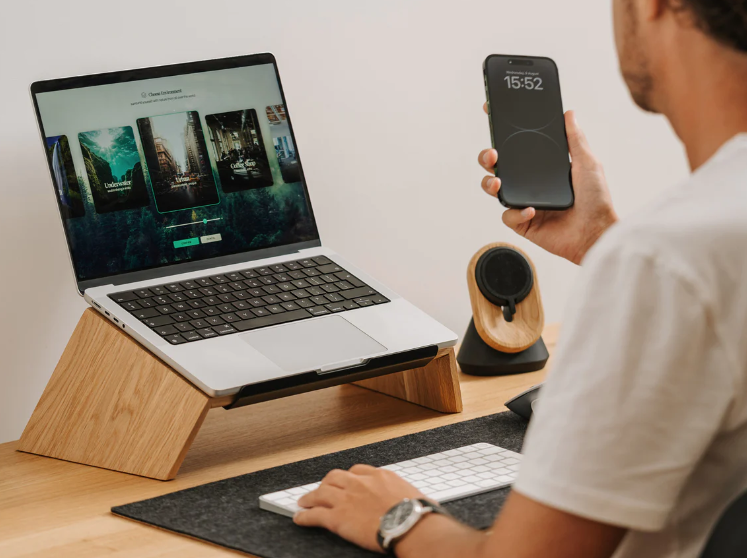 support vertical ordinateur portable